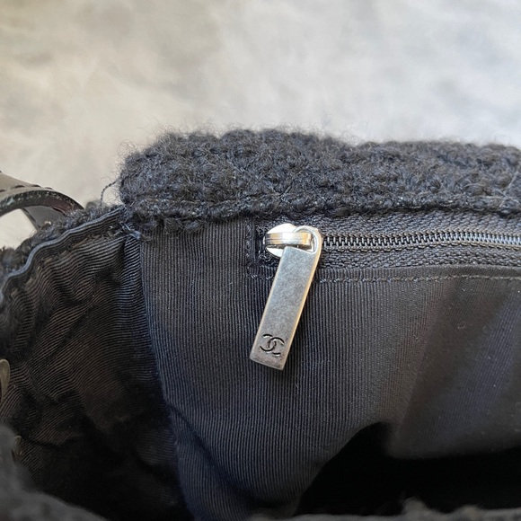 Chanel Vintage 2009 XL Maxi Jumbo Black Tweed 2.55 Reissue Bouclé Messenger Bag - Picture 11 of 17